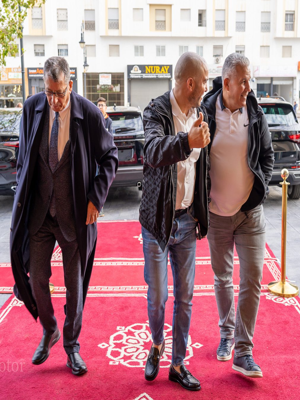 Auto Motor BehindCam Company 03