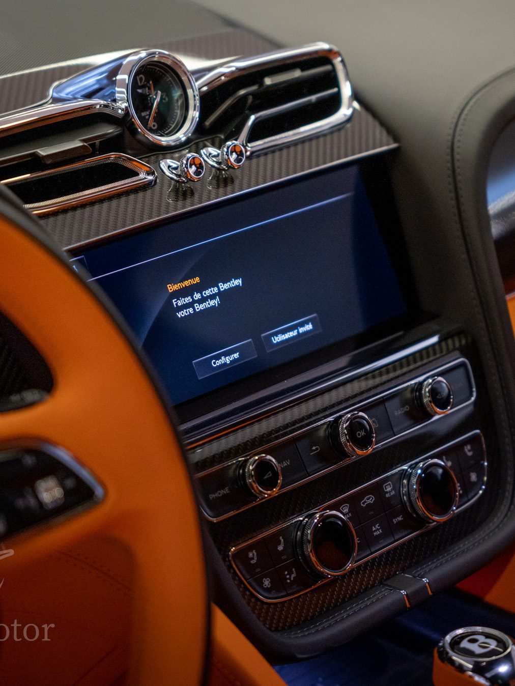 Auto Motor BehindCam Company 09