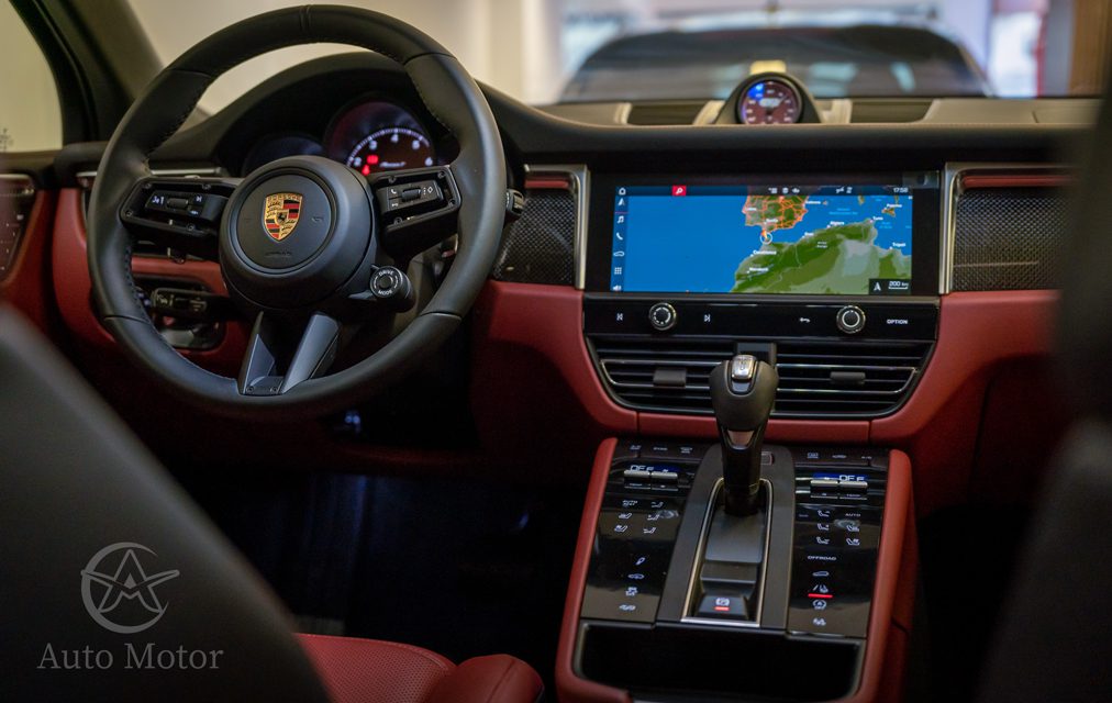 Auto Motor BehindCam Company 10