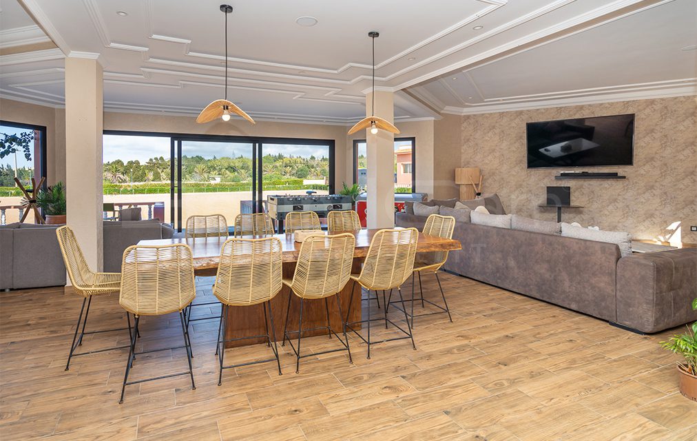 Royal Club Detroit Airbnb BehindCam Company 04