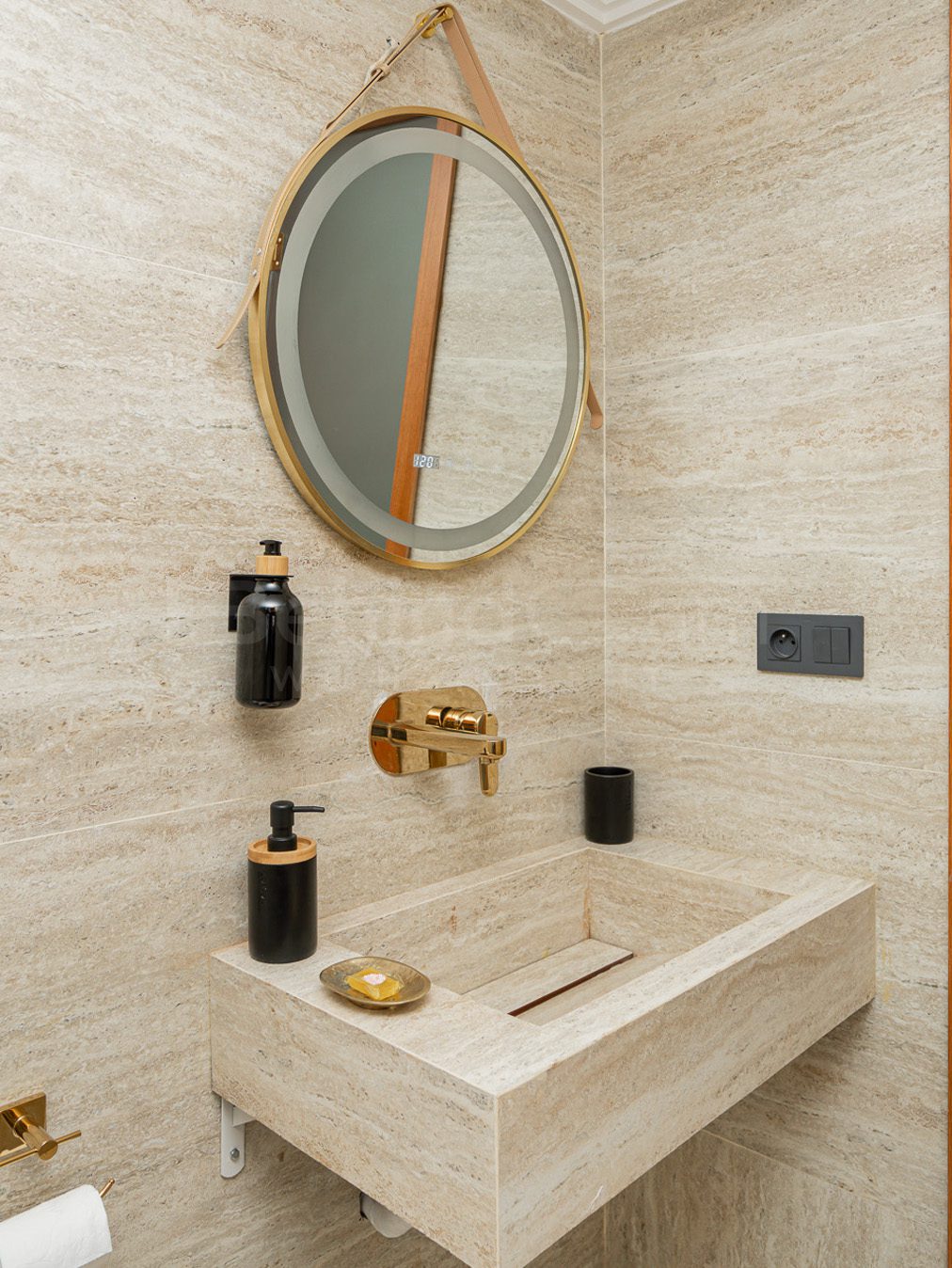 Royal Club Detroit Airbnb BehindCam Company 12