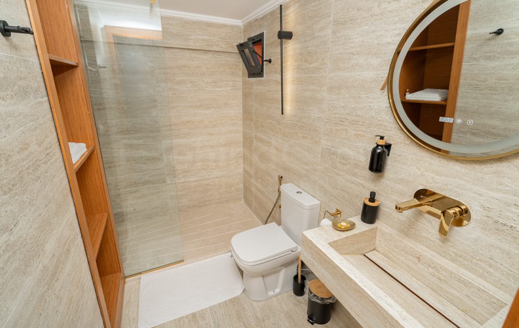 Royal Club Detroit Airbnb BehindCam Company 16